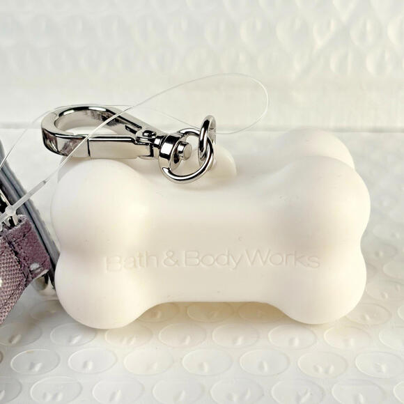 Bath & Body Works PocketBac Dog Bone With Bag Sanitizer Holder Sleeve New - Picture 2 of 4